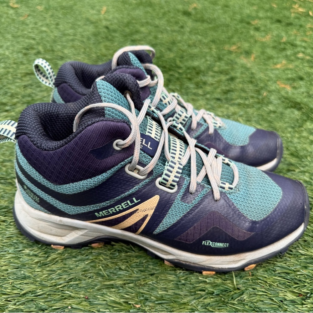 Merrell Women's Blue and Gray Hiking Shoes